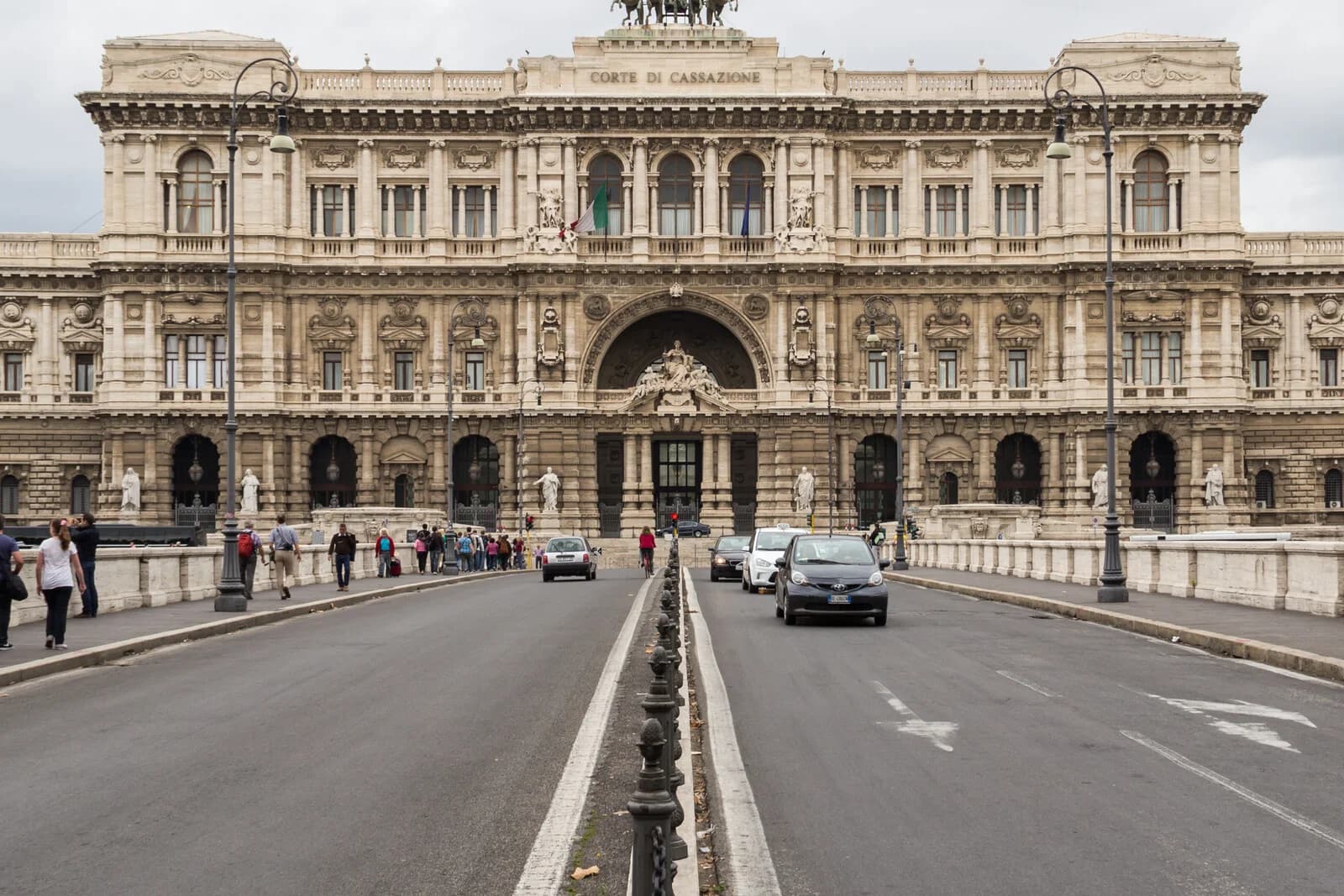 Palazzo di Giustizia e Corte di Cassazione a Roma, sede storica della giustizia italiana